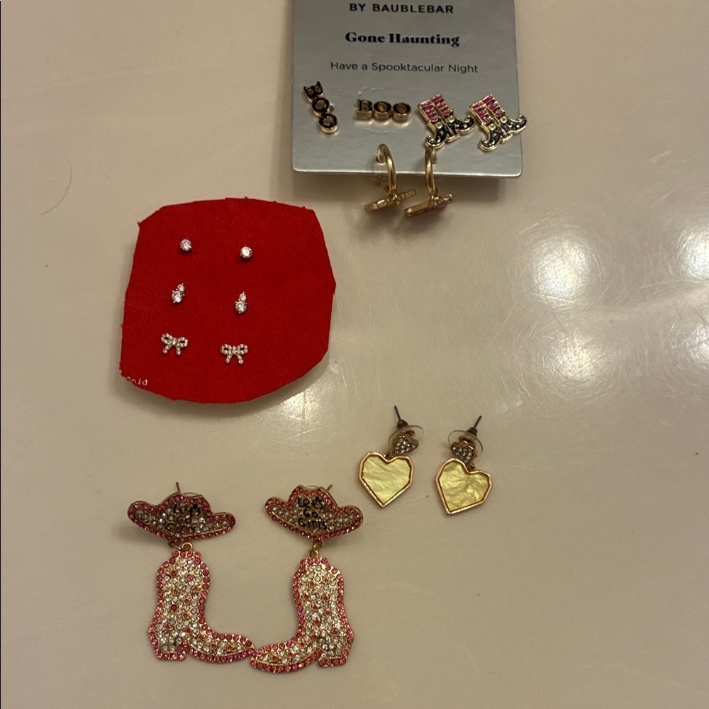 Cowboy Boot Earrings with Hat Design